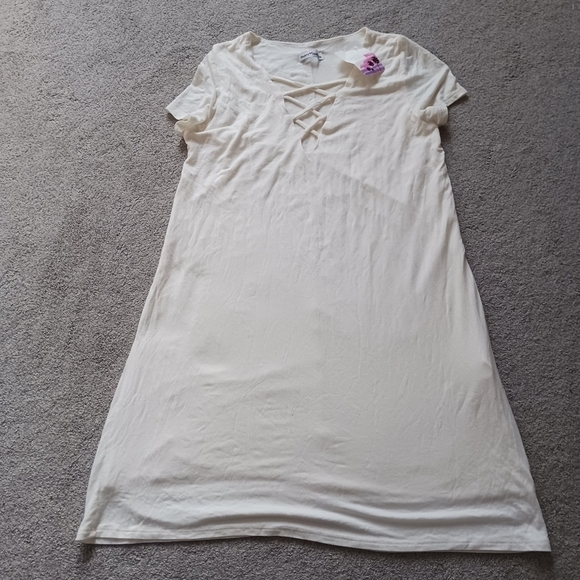 DAINTY HOOLIGAN T SHIRT MINI - Picture 1 of 6